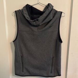 Women’s Nike Therma-Fit Grey vest Jacket-SZ Petite Small